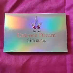 Unicorn dreams eyeshadows palette